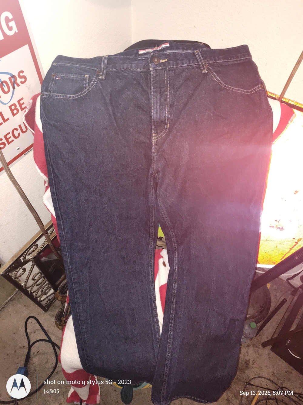 Tommy Hilfiger Men's Dark Blue Relaxed Jeans